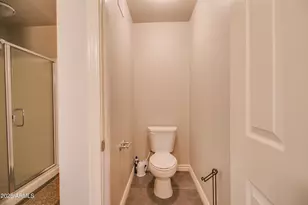 5350 E Deer Valley Dr, Phoenix, AZ 85054 - Photo 24