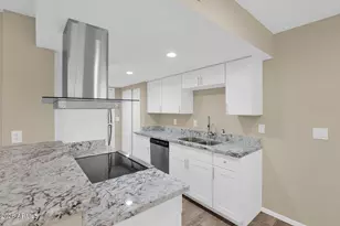 10414 North 11th St, Phoenix, AZ 85020 - Photo 10