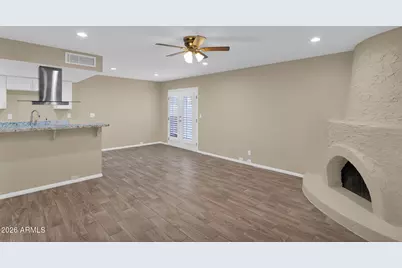 10414 N 11th Street #2, Phoenix, AZ 85020 - Photo 6