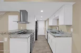 10414 North 11th St, Phoenix, AZ 85020 - Photo 8