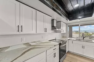 1560 Vista Dr, Wickenburg, AZ 85390 - Photo 16
