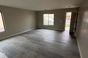 951 W Elizabeth Way, Coolidge, AZ 85128 - Photo 2