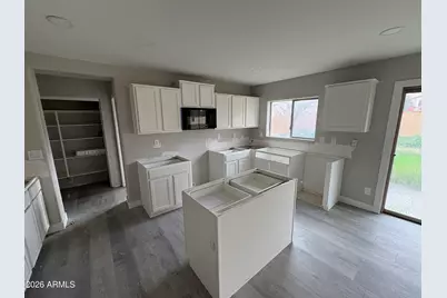 951 W Elizabeth Way, Coolidge, AZ 85128 - Photo 8