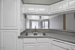 2025 E Campbell Ave, Phoenix, AZ 85016 - Photo 6