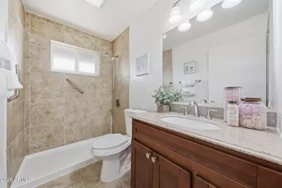 10037 W Cumberland Drive, Sun City, AZ 85351 - Photo 12