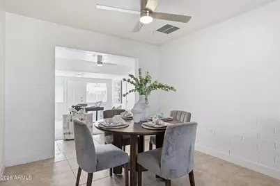 10037 W Cumberland Drive, Sun City, AZ 85351 - Photo 4