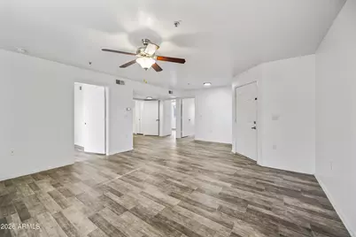 3065 N 67th Avenue #122, Phoenix, AZ 85033 - Photo 4