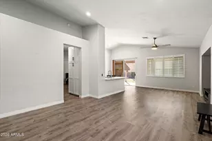 6681 W Dublin Ln, Chandler, AZ 85226 - Photo 2