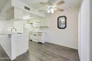 756 E Joan D Arc Ave, Phoenix, AZ 85022 - Photo 20