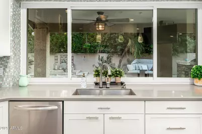 5927 E Grandview Road, Scottsdale, AZ 85254 - Photo 16