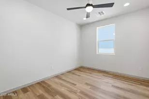 114 W Holcomb Ln, Phoenix, AZ 85003 - Photo 26