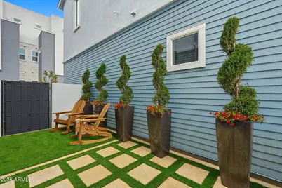 110 W Holcomb Lane, Phoenix, AZ 85003 - Photo 22