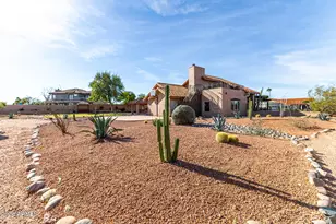 553 E Mesa Vista Ln, Mesa, AZ 85203 - Photo 32