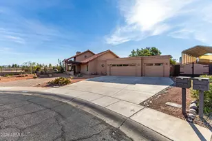 553 E Mesa Vista Ln, Mesa, AZ 85203 - Photo 6
