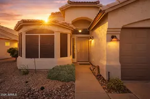 20238 N 9th St, Phoenix, AZ 85024 - Photo 2