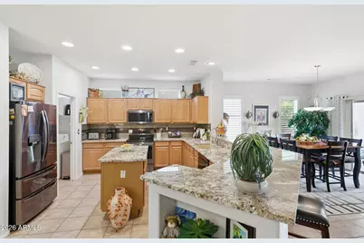 14866 W Medinah Court, Surprise, AZ 85374 - Photo 12