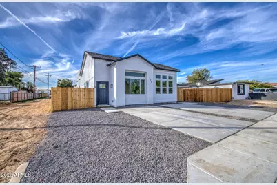 212 2nd Avenue E, Buckeye, AZ 85326 - Photo 2