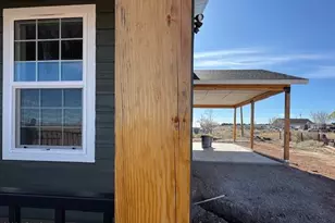 935 Buckboard Ln, Saint Johns, AZ 85936 - Photo 4