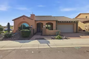 18309 W Thistle Landing Dr, Goodyear, AZ 85338 - Photo 2
