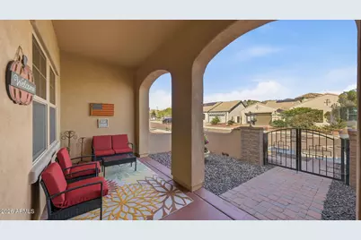 18309 W Thistle Landing Drive, Goodyear, AZ 85338 - Photo 10