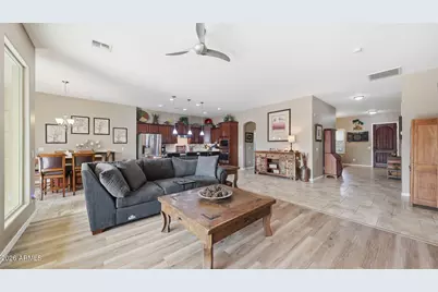 18309 W Thistle Landing Drive, Goodyear, AZ 85338 - Photo 20