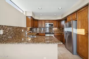 7400 E Gainey Club Dr, Scottsdale, AZ 85258 - Photo 14