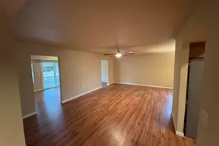 10355 W Prairie Hills Cir, Sun City, AZ 85351 - Photo 8