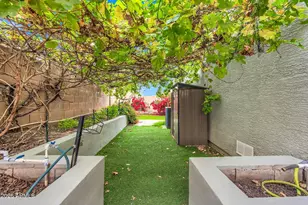 7245 S 41st Dr, Phoenix, AZ 85041 - Photo 34