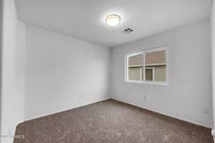 7245 S 41st Dr, Phoenix, AZ 85041 - Photo 30