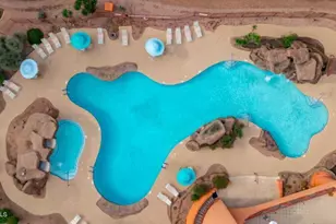 4303 E Cactus Rd, Phoenix, AZ 85032 - Photo 4