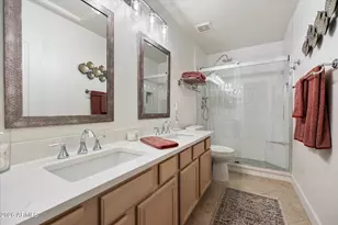 8114 E Theresa Dr, Scottsdale, AZ 85255 - Photo 14