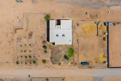 25535 W Hunter Drive, Wittmann, AZ 85361 - Photo 26