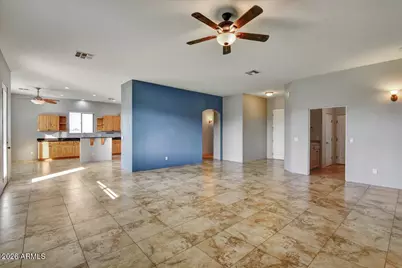 25535 W Hunter Drive, Wittmann, AZ 85361 - Photo 6