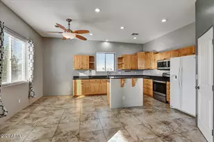25535 W Hunter Dr, Wittmann, AZ 85361 - Photo 18