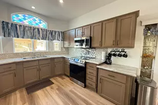 744 Emerald Dr, Apache Junction, AZ 85119 - Photo 6