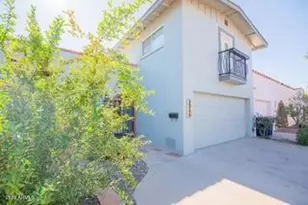 2065 E Cairo Dr, Tempe, AZ 85282 - Photo 2