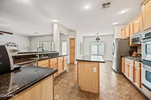 16722 W Lariat Ln, Surprise, AZ 85387 - Photo 18