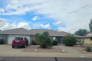 17230 N 125th Ave, Sun City West, AZ 85375 - Photo 2