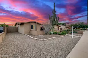 3019 E Sierra St, Phoenix, AZ 85028 - Photo 2