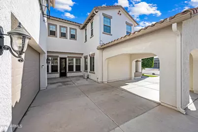 16824 W Jefferson Street, Goodyear, AZ 85338 - Photo 6