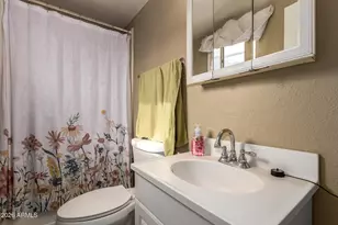 6423 W Almeria Rd, Phoenix, AZ 85035 - Photo 10