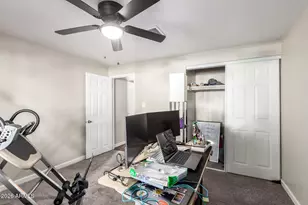 6423 W Almeria Rd, Phoenix, AZ 85035 - Photo 20