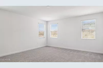 10034 S 23rd Lane, Phoenix, AZ 85041 - Photo 20