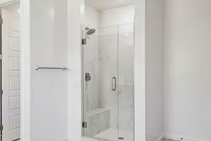 10034 S 23rd Ln, Phoenix, AZ 85041 - Photo 24