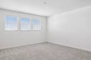 10034 S 23rd Ln, Phoenix, AZ 85041 - Photo 28