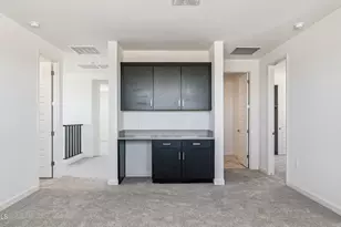 10034 S 23rd Ln, Phoenix, AZ 85041 - Photo 36