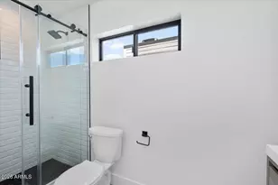 220 W Monterosa St, Phoenix, AZ 85013 - Photo 20