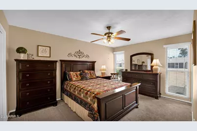 15401 N Lakeforest Drive, Sun City, AZ 85351 - Photo 12