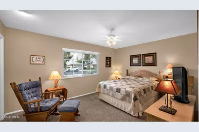 15401 N Lakeforest Drive, Sun City, AZ 85351 - Photo 16