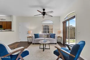 2725 E Mine Creek Rd, Phoenix, AZ 85024 - Photo 6